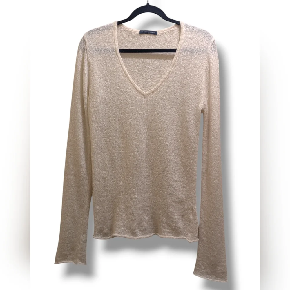 Brandy Melville Andi Mohair Wool Blend Knit V-neck Sweater White Long Sleeve- OS